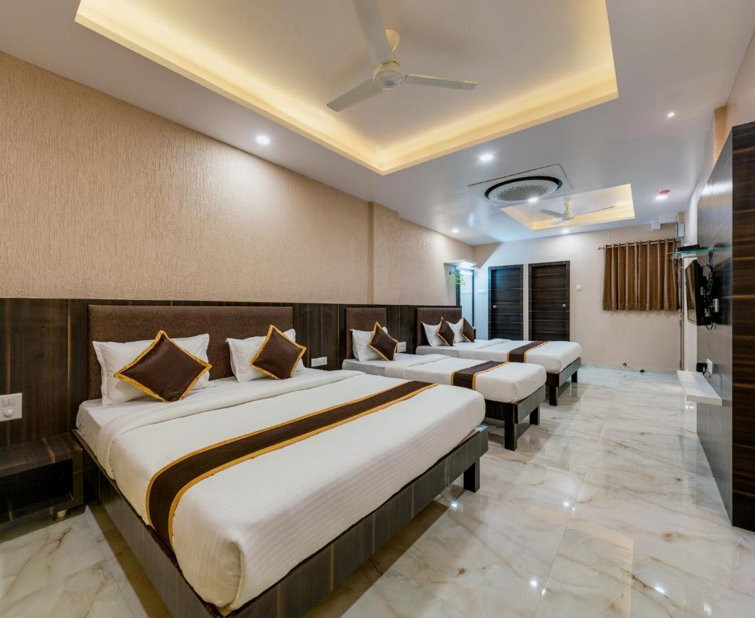Hotel Aatithya Satkar Near Mahalaxmi Temple Колхапур Экстерьер фото