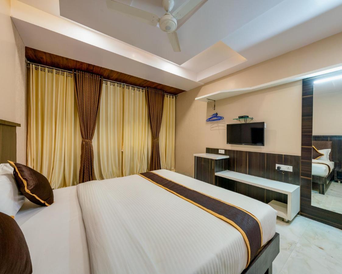 Hotel Aatithya Satkar Near Mahalaxmi Temple Колхапур Экстерьер фото