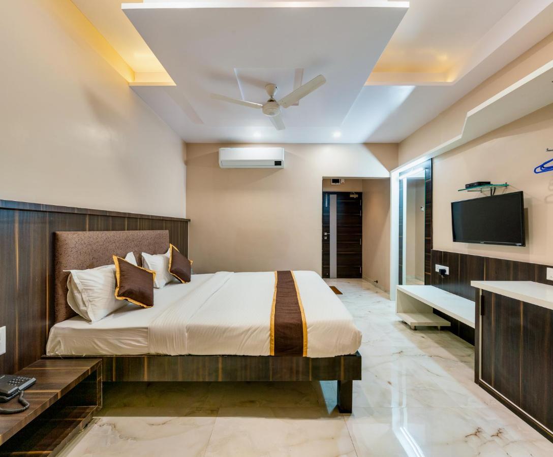 Hotel Aatithya Satkar Near Mahalaxmi Temple Колхапур Экстерьер фото